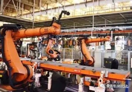 揭秘江淮汽车新能源智能制造工厂 智能化如何重塑产品与未来出行